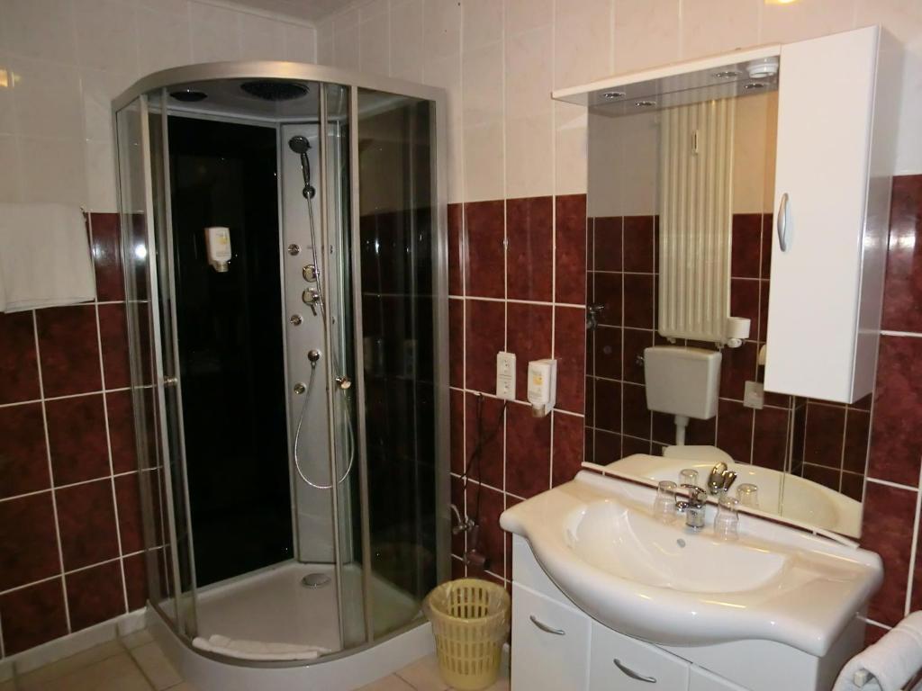 Donauhotel Neu-Ulm ภายนอก รูปภาพ