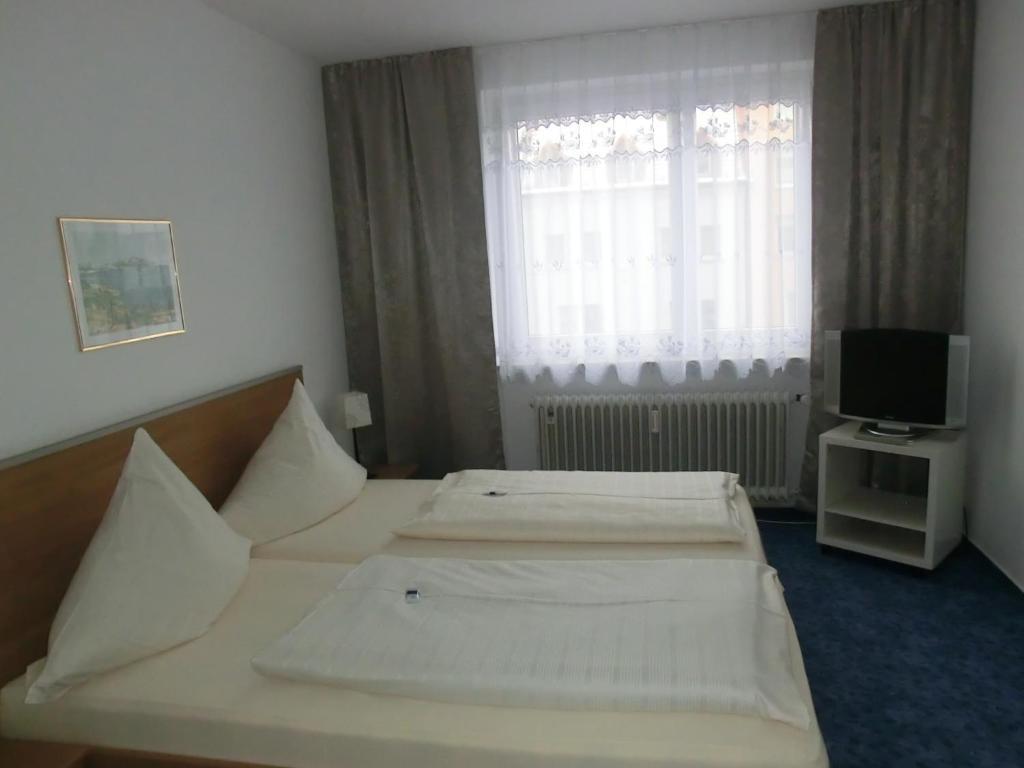 Donauhotel Neu-Ulm ภายนอก รูปภาพ
